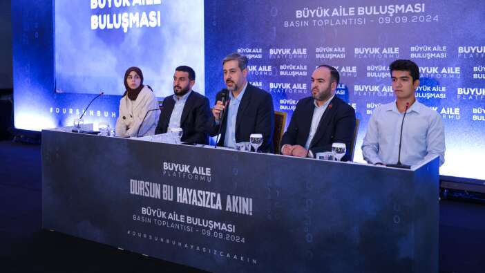 III. Büyük Aile Buluşması ve Sessiz Yürüyüş: Dursun Bu Hayasızca Akın