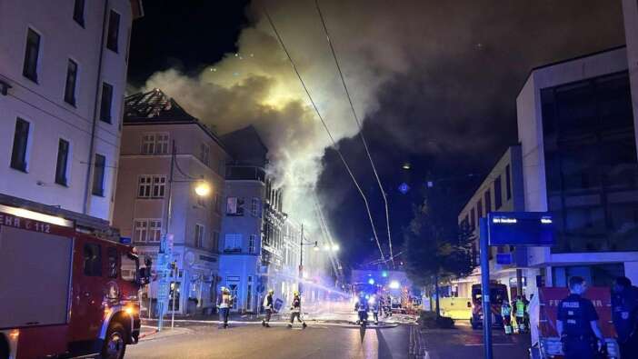 Almanya Eberswalde'de yangın! 2 Türk vatandaşı vefat etti! Dışişleri Bakanlığı'ndan açıklama...