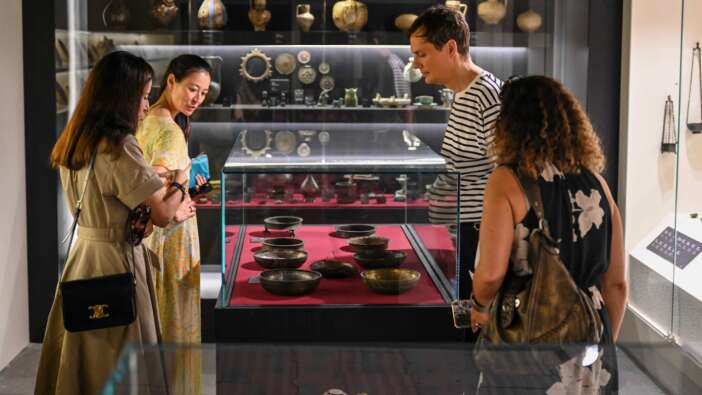 Metropolitan Sanat Müzesi üst yönetimi Yıldız Holding sanat koleksiyonu inceledi