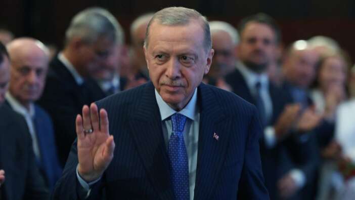 Cumhurbaşkanı Erdoğan'dan Anayasa'nın ilk 4 maddesi ile ilgili tartışmalara tepki: Partimizin böyle bir gündemi yoktur!