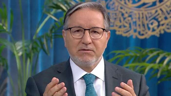 Ünlü ilahiyatçı Mustafa Karataş'ın acı günü! Annesi son yolculuğuna uğurlandı
