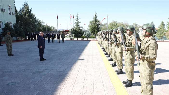 Milli Savunma Bakanı Yaşar Güler'den net mesaj: Terör örgütü hak ettiği darbeyi alacak!