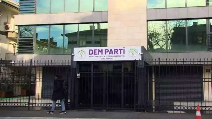 Diyarbakır'da DEM esnaftan 'dağa göndermek' için rüşvet topluyor!