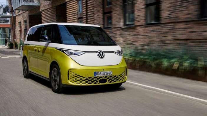 Ekim ayında yollarda! Volkswagen'in elektrikli ticari aracı ID.Buzz Türkiye'de! İşte satış fiyatları