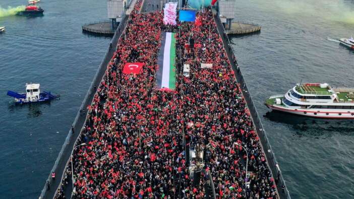 Türkiye bugün Filistin için yürüyor! 81 ilde 'Direnişe Selam, Siyonizme Lanet' yürüyüşleri düzenleniyor...