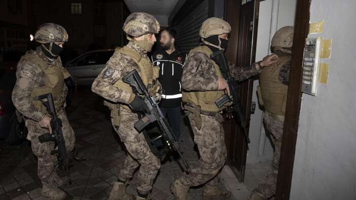 Zehir tacirlerine NARKOÇELİK-43 Operasyonu! 335 şüpheli yakalandı, tonlarca uyuşturucu madde ele geçirildi