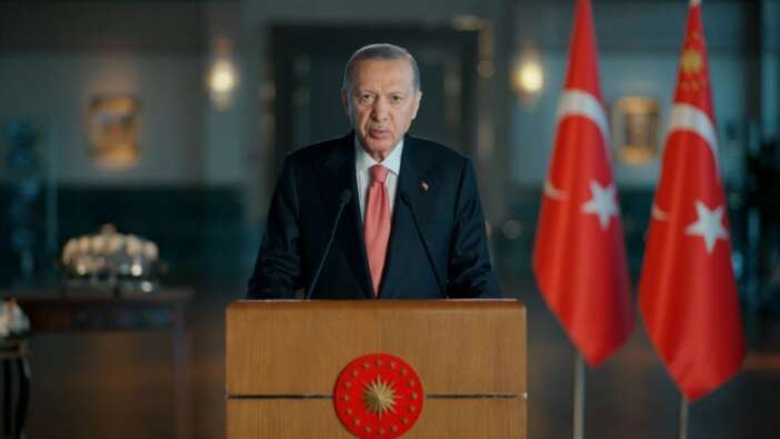 Cumhurbaşkanı Erdoğan: Otoyol uzunluğumuzu ise 8 bin 300 kilometrenin üzerine çıkarmayı hedefliyoruz