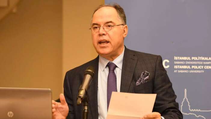 Siyasetbilimci Prof. Dr. Fuat Keyman 66 yaşında hayatını kaybetti