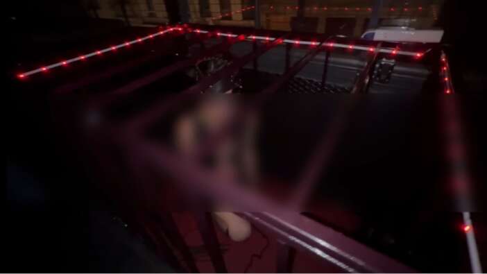 İğrenç eğlence! Beyoğlu'nda gece kulübünde bir kadını kafese koyup kırbaçladılar!