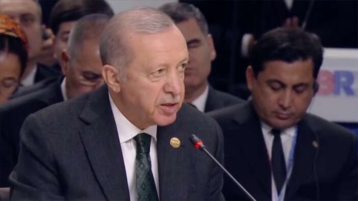 Erdoğan'dan BRICS Zirvesi'nde TUSAŞ'a düzenlenen hain saldırıya tepki: Alçakça saldırı Türkiye'nin terörle ilgili kararlılığını perçinlemiştir!