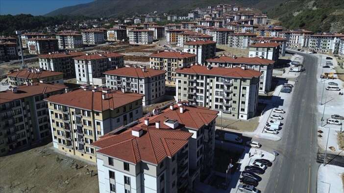 Hataylı depremzedeler Cumhurbaşkanı  Recep Tayyip Erdoğan'ın katılımıyla yuvalarına kavuşuyor!