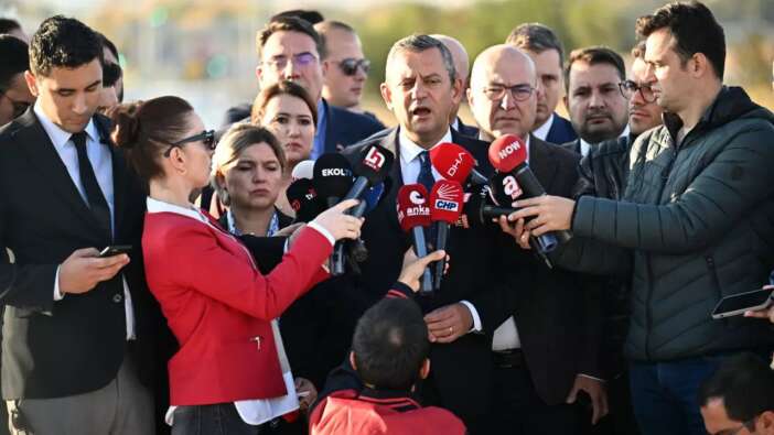 Özgür Özel'den Devlet Bahçeli'ye yanıt: Öcalan kürsüye gelmek zorunda değil!