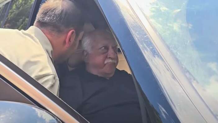 Müslüman Gülen'e protestan cenaze!