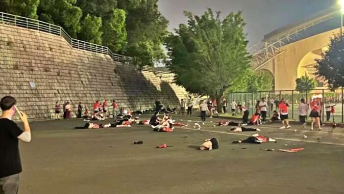 Çin'de bir araç kalabalığın arasına daldı! En az 35 ölü, 43 yaralı var!