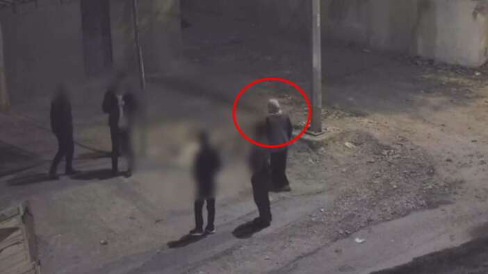 Analar devreye girdi: Batman'da PKK'lıların eylemini kadınlar engelledi!