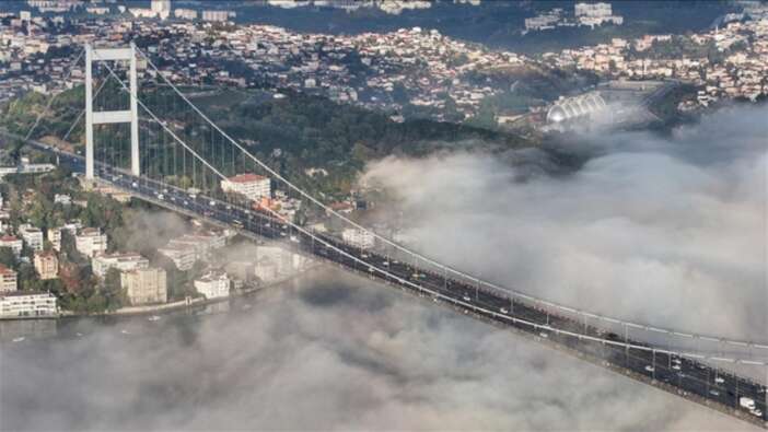 İstanbul Boğazı sis altında! Gemi trafiğine kapatıldı!