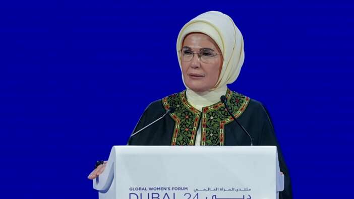 Emine Erdoğan, Dubai Küresel Kadınlar Forumu'nun açılış konuşmasını yaptı