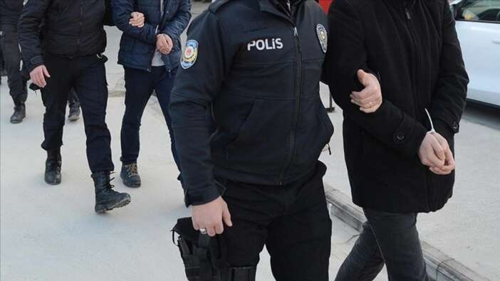 FETÖ'nün emniyet mahrem yapılanmasına operasyon: 7'si görevde 35 kişi için gözaltı kararı!