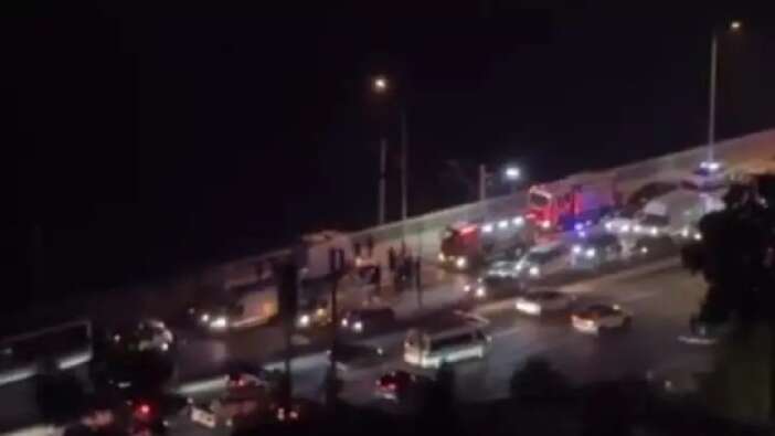 İzmir son dakika haberi: Bayraklı'da yaşanan kazada 5 kişi yaralandı