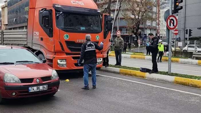 Zonguldak son dakika haberi: Tırın çarptığı gazeteci hayatını kaybetti