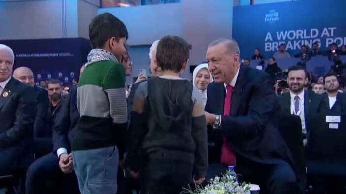 Filistinli çocuklardan Cumhurbaşkanı Erdoğan'a duygulandıran hediye!