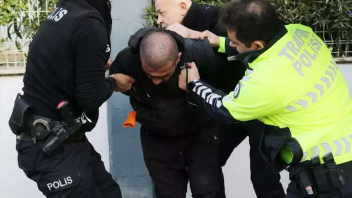 Yarın kıyamet kopacak dedi, Antalya'yı ayağa kaldırdı