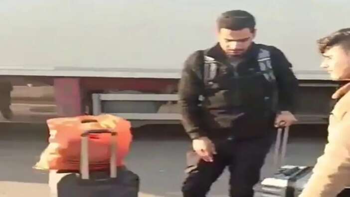 Göç başladı! Suriyeliler sınır kapılarında uzun kuyruklar oluşturdu