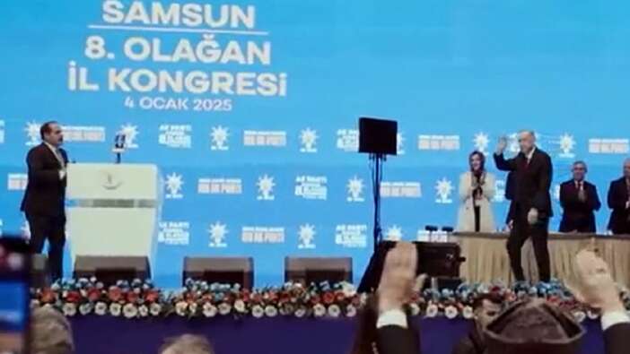Cumhurbaşkanı Erdoğan'dan anlamlı veda! Sahneye Ferdi Tayfur'un unutulmaz eseri eşliğinde çıktı!