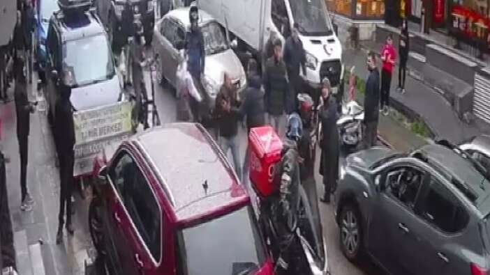 Pendik'te yol verme kavgası! Ensesinden bıçaklanarak öldü! Son sözü: Beni hastaneye yetiştirin