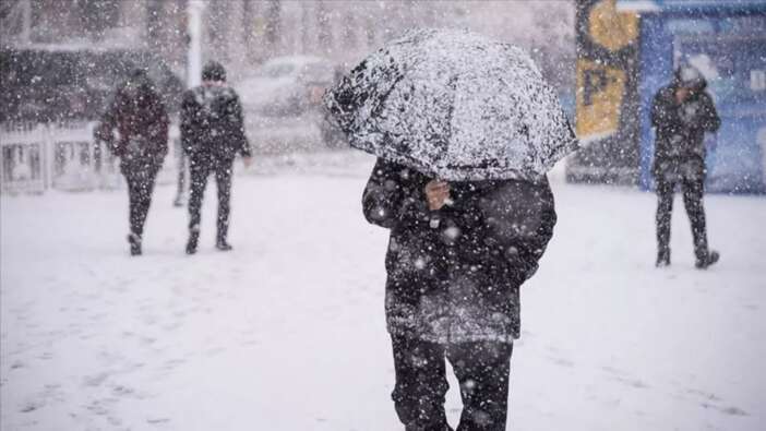 Hava buz kesecek! Meteoroloji'den sağanak ve kar uyarısı! İstanbul, Ankara, İzmir, Antalya, Tokat, Elazığ dikkat...