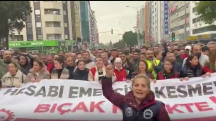 İzmir'de ulaşım durdu! Maaşları ödenmeyen çalışanlar eylem yapıyor...