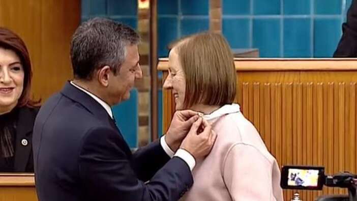 Eski Aile Bakanı'ydı! DEVA Partisi Milletvekili Selma Aliye Kavaf CHP'ye katıldı