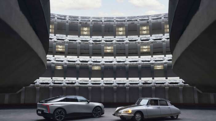 DS Automobiles, DS'in 70. yılını Retromobile 2025'te kutladı