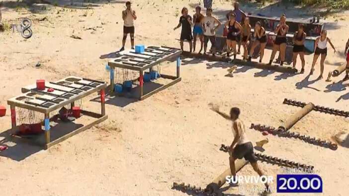 Survivor adasına kim veda etti? Haftanın ödülü kimin oldu?