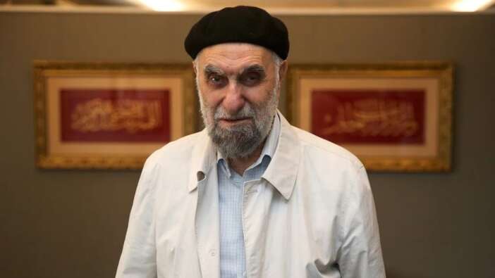 Hat sanatının kutbu! Hasan Çelebi hayatını kaybetti! Hattat Hasan Çelebi kimdir? İşte eserlerinden bazıları...