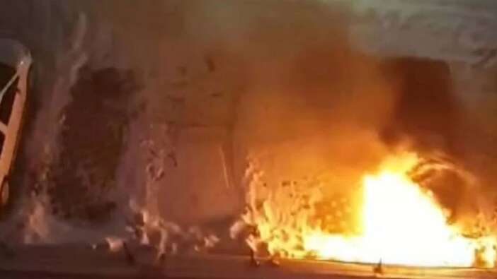 Nevşehir'de son dakika! Park halindeki otomobil cayır cayır yandı