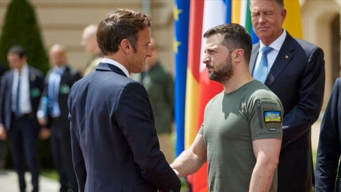 Macron'dan Zelensky'e destek! "Ukrayna'ya destek vermekte haklıydık! Yardım edenlere teşekkür edin"