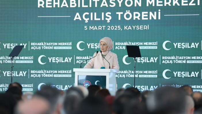 Emine Erdoğan: Çocuklarımızı bu 'dijital dadılar'ın elinden kurtaralım