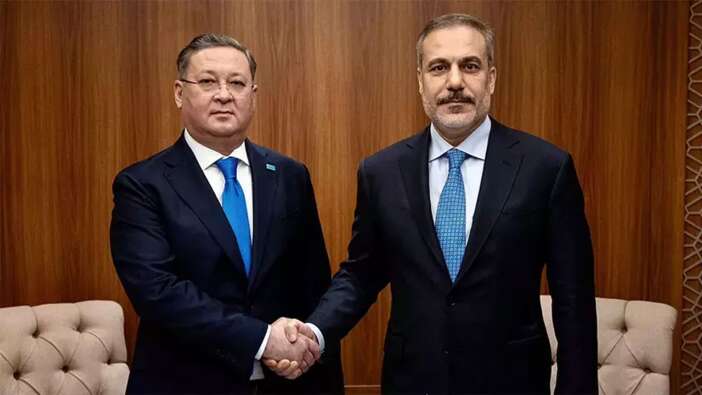 Hakan Fidan'dan Cidde'de diplomatik temas: Kazakistan ve Mısır ile görüştü!
