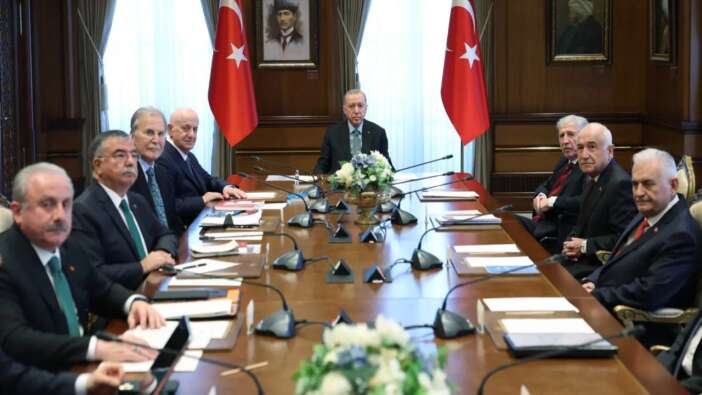 Cumhurbaşkanlığı Külliyesi'ndeki kritik toplantıda büyük tehdide dikkat çekildi! Yeni projeler geliyor...