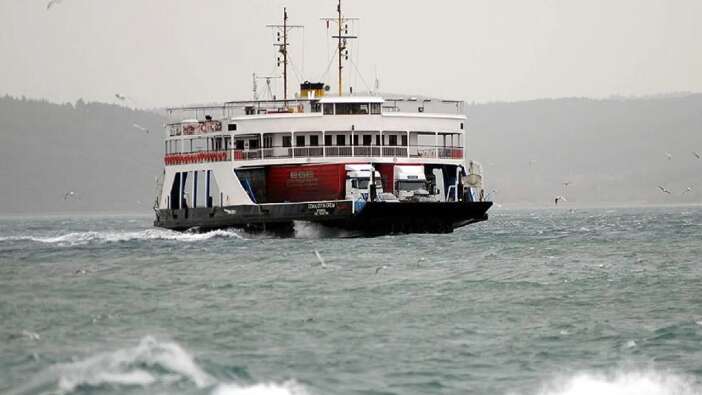 İzmir'de vapur seferleri yeniden başladı
