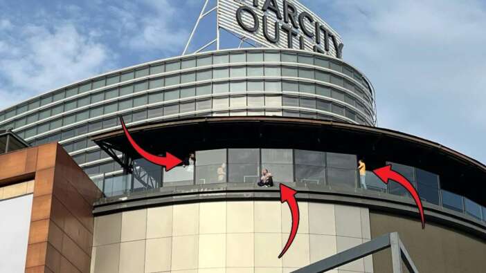 Bunalıma giren işsiz intihara kalkıştı; Starcity AVM'nin terasında korku dolu anlar