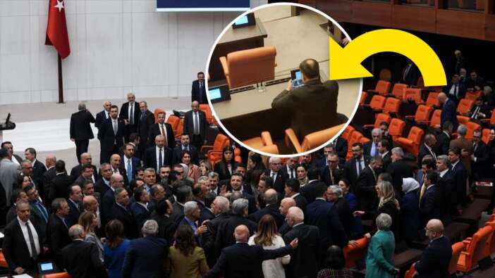 Meclis'te ilginç anlar! Kavga sırasında batak oynayan milletvekili dikkat çekti...