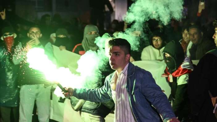 Bin 113 şüpheli gözaltında! Bakan Yerlikaya duyurdu: İzinsiz gösterilerde 123 polis yaralandı!