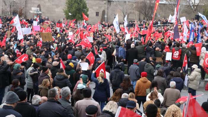 Kayseri'de 'İmamoğlu' protestolarında 5 tutuklama