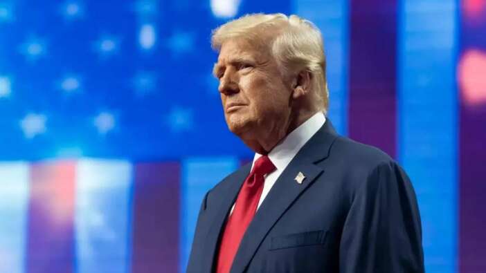 ABD Başkanı Donald Trump geniş kapsamlı yeni gümrük tarifelerini açıkladı