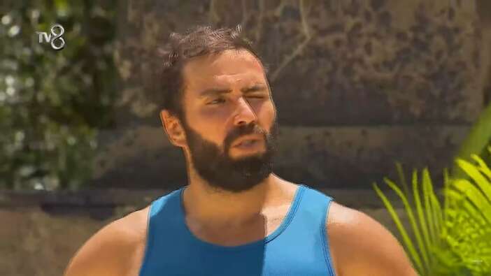 Survivor 2025'te Elenen İsim Belli Oldu! Yunus Emre Gözyaşlarıyla Veda Etti – İşte Tüm Detaylar