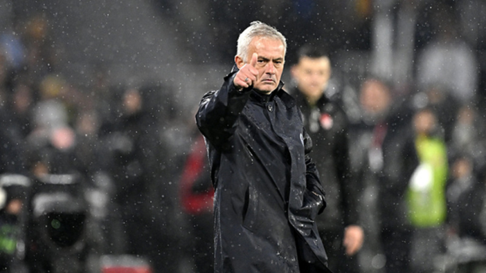 Fenerbahçe'de Mourinho ile Yıldızı Barışmadı! Ayrılık Kararı Aldı