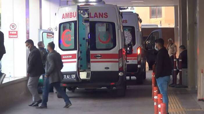 Şanlıurfa'da ağıtlar yükseldi! 3 çocuk annesi kadına cani eşinden 15 bıçak darbesi