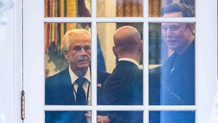 ABD siyaseti karışacak! Musk'tan Trump'ın danışmanına skandal sözler: "Bir çuval tuğladan daha